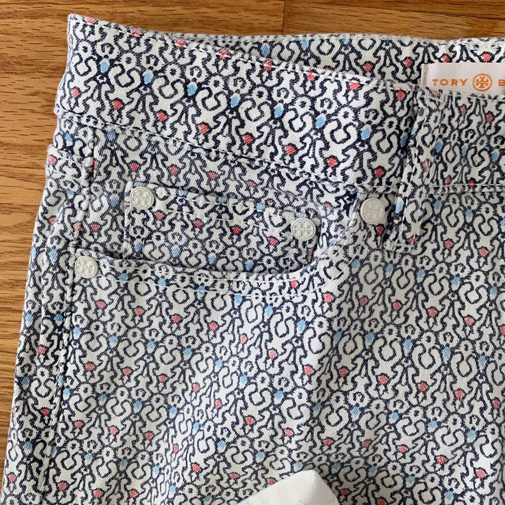 Tory Burch NWOT Patterned Denim Pants (26)